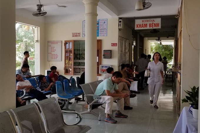 Hàng loạt y, bác sĩ ở Hải Phòng nghỉ việc do bệnh viện nợ lương, trợ cấp ảnh 1