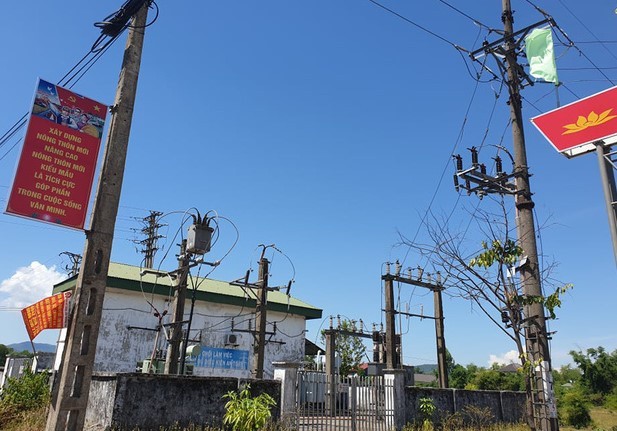 Đình chỉ công tác 8 người sau sự cố phóng điện ảnh 1