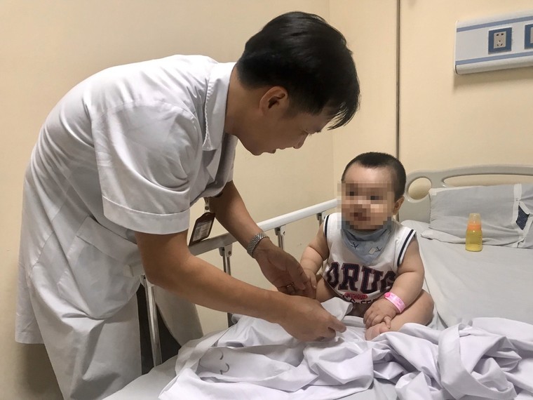 Bệnh tay chân miệng lây với tốc độ nhanh, Hà Nội đã ghi nhận vài ổ dịch ảnh 1