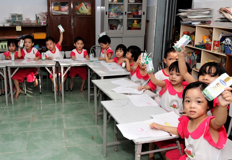 Chuỗi hoạt động mang sữa đến với trẻ em khó khăn của Vinamilk ảnh 2