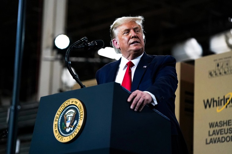 Tổng thống Mỹ Donald Trump khiến nước Mỹ bối rối vì lệnh cấm Tiktok, Wechat ảnh 2