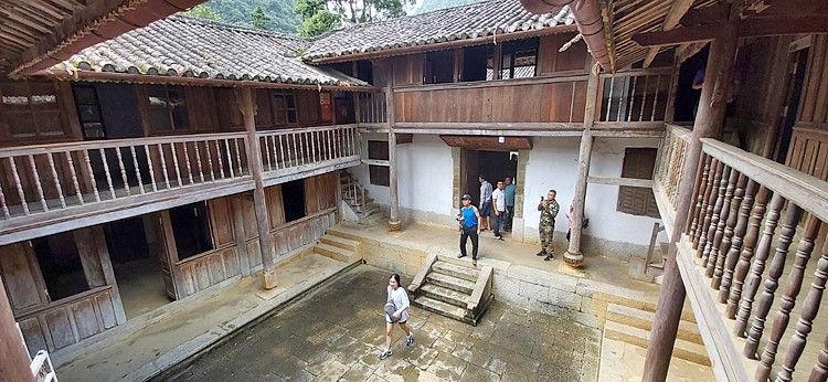 'Dinh thự họ Vương kêu cứu': Tiền đi đâu? Trách nhiệm ở đâu? ảnh 5