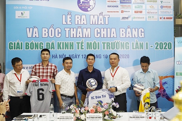 Giải bóng đá Kinh tế Môi trường lần I-2020 sẽ chính thức khởi tranh vào ngày 17/10 ảnh 2