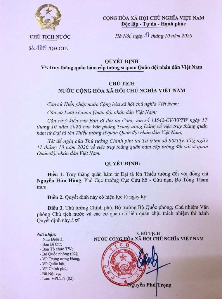 Chủ tịch nước quyết định truy thăng quân hàm cấp tướng và truy tặng Huân Chương Bảo vệ Tổ quốc ảnh 1