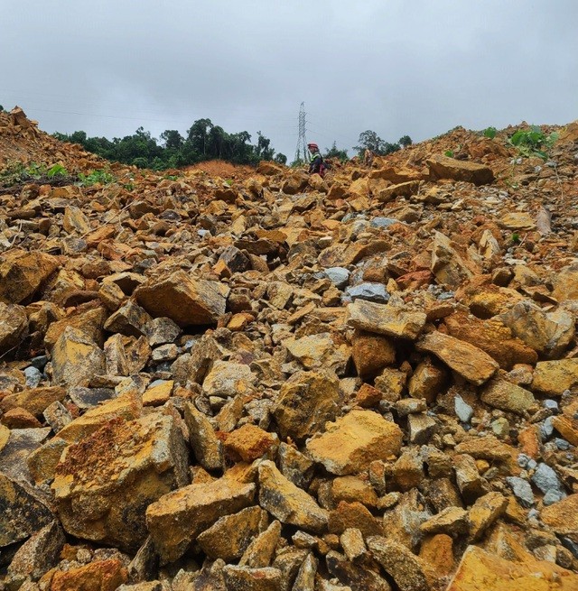 Toàn cảnh hiện trường sạt lở ở Rào Trăng 3 nhìn từ flycam ảnh 5