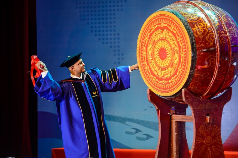 'Bệ phóng' để VinUni chinh phục giấc mơ đại học đẳng cấp thế giới ảnh 1