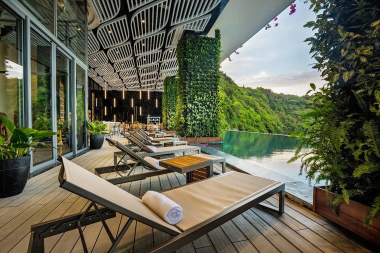 Điểm danh những lý do làm nên sức hút của Flamingo Cát Bà ảnh 4