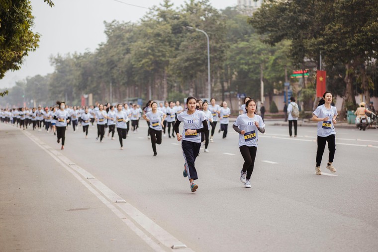 Từ giải chạy học đường đến khát vọng một thế hệ Việt Nam mới ảnh 1