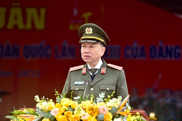 Đem hết tâm huyết, sức lực, tài trí bảo vệ Đảng ảnh 1