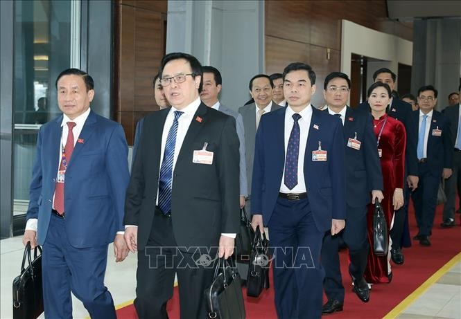 Chiều 27/1, đại biểu tiếp tục thảo luận về văn kiện đại hội tại hội trường ảnh 5