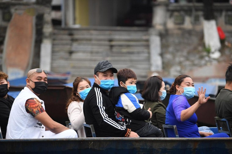 Chùa Hương vắng khách trong ngày đầu mở cửa trở lại ảnh 10