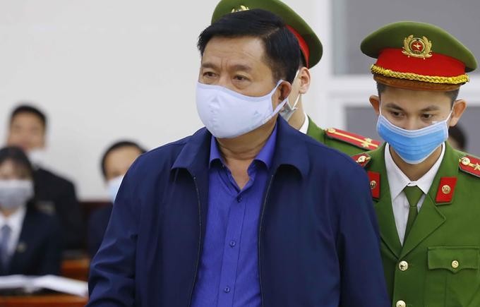 Tòa tuyên phạt ông Đinh La Thăng 11 năm tù trong vụ án Ethanol Phú Thọ ảnh 1