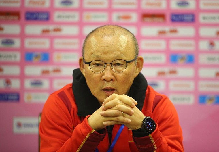 HLV Park Hang Seo tiết lộ nhân sự, Đặng Văn Lâm vui nhất ảnh 1