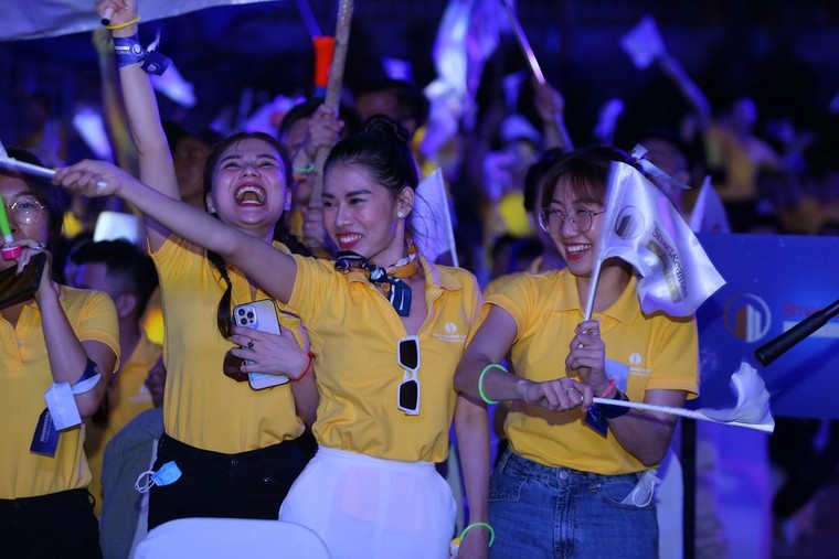 Shophouse The Center tại Nam Phú Quốc 'nóng bỏng tay' ngày chào sân ảnh 3