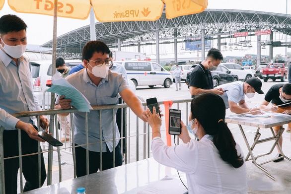 Người từ địa phương khác đến Hà Nội cần xuất trình giấy tờ gì? ảnh 1