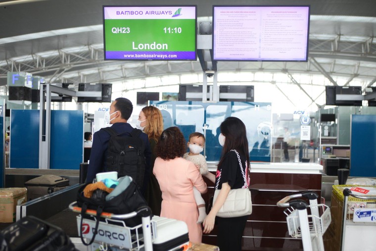 Khởi sắc du lịch từ những đường bay quốc tế mới ảnh 2