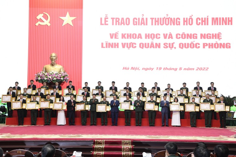 Lễ trao Giải thưởng Hồ Chí Minh về Khoa học và Công nghệ đợt 6 ảnh 1