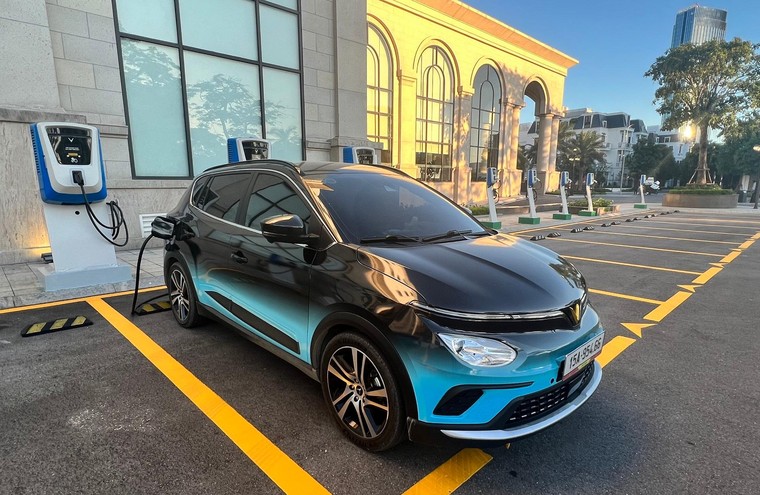 Chủ xe VinFast VF e34: ‘Món hời về công nghệ, trải nghiệm thú vị nhất trong tầm giá' ảnh 2