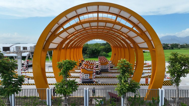 Khám phá tuyến cao tốc Sun Group đầu tư có hệ thống chiếu sáng hiện đại nhất Việt Nam ảnh 13