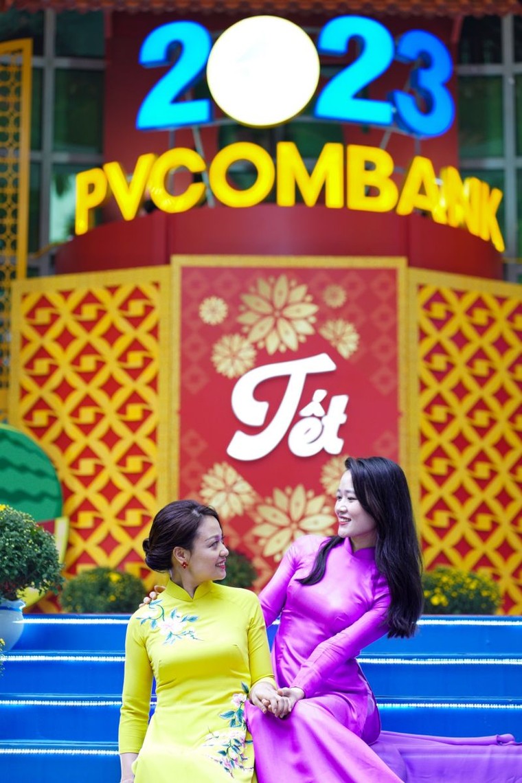 PVcomBank tái hiện nét văn hóa truyền thống trong không gian Tết giữa Thủ đô ảnh 3