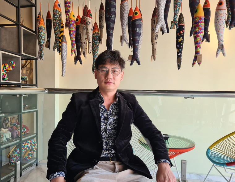 Kym Việt và câu chuyện về những chiếc ‘nhãn dán’ ảnh 3