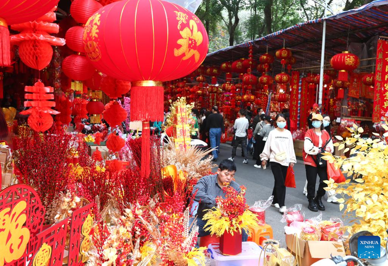 Người Trung Quốc háo hức đón Tết Nguyên đán sau 3 năm phong tỏa vì COVID-19 ảnh 1