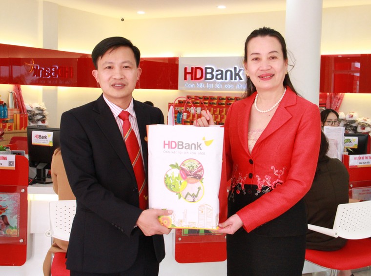 Mở chi nhánh mới hiện đại, HDBank tiếp thêm nguồn lực cho kinh tế Lai Châu ảnh 1