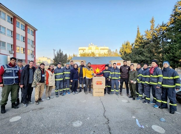 Đoàn Việt Nam trao tặng 2 tấn thiết bị y tế cho Thổ Nhĩ Kỳ ảnh 1