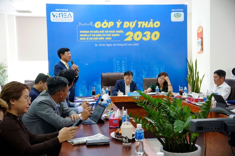 Lãnh đạo VNREA làm việc với doanh nghiệp về nhà ở xã hội ảnh 1