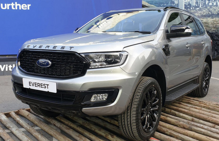Ford Everest Sport mới sắp về Việt Nam giá 1 tỷ đồng ảnh 2