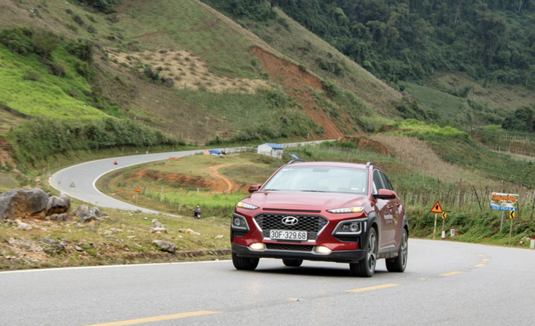 Trải nghiệm 10 cung đường đẹp nhất Việt Nam bằng Hyundai Kona ảnh 1