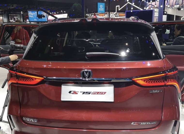 Xe Trung Quốc Changan CS75 plus sẽ bán ở Việt Nam vào năm 2020? ảnh 4