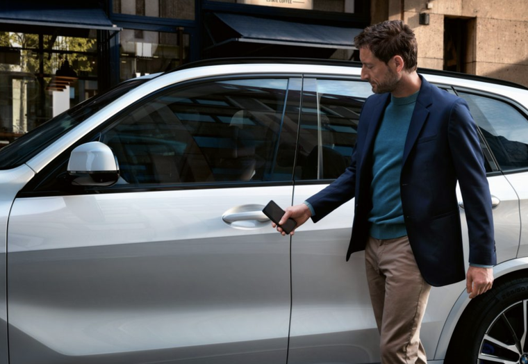 Apple phát triển tính năng biến chiếc Iphone thành chìa khoá ô tô ảnh 1