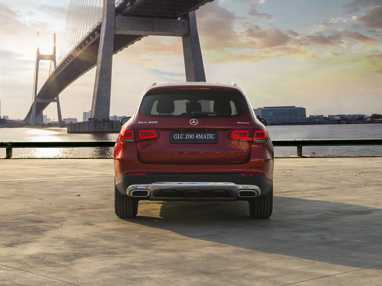 Mercedes-Benz Việt Nam giới thiệu GLC 200 và GLC 200 4MATIC 2020, giá từ 1.749 triệu đồng ảnh 4