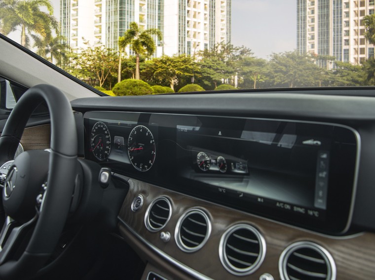 Mercedes-Benz Việt Nam ra mắt phiên bản E 200 Exclusive 2020, giá 2290 triệu đồng ảnh 5