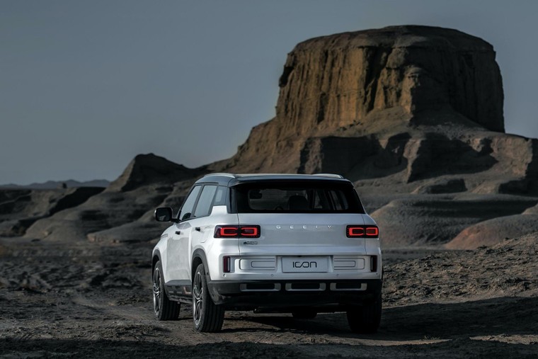 Geely Icon - SUV Trung Quốc có khả năng chống lại virus Corona ảnh 10