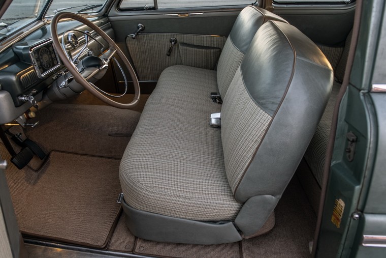 Xe điện giả cổ 1949 Mercury Coupe EV sẽ xuất hiện ở triển lãm Geneva ảnh 3