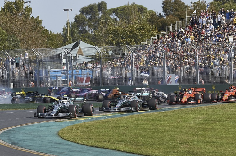 Ba nhân viên đội đua F1 bị cách ly xét nghiệm virus Corona tại Melbourne ảnh 2