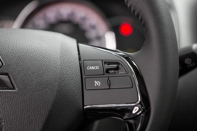 Mitsubishi Attrage 2020 - xe đô thị giá rẻ, lựa chọn mới của các gia đình trẻ ảnh 6