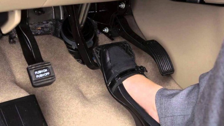 Ba nguyên tắc cần nằm lòng khi cầm lái một chiếc xe lạ ảnh 3