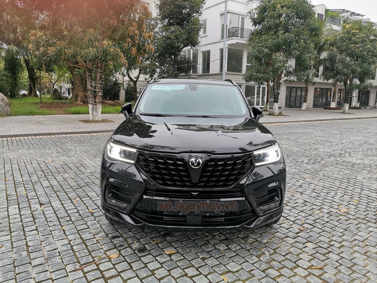 Brilliance V7 - Mẫu xe do BMW liên doanh sản xuất tại Trung Quốc đã xuất hiện ở Việt Nam ảnh 18