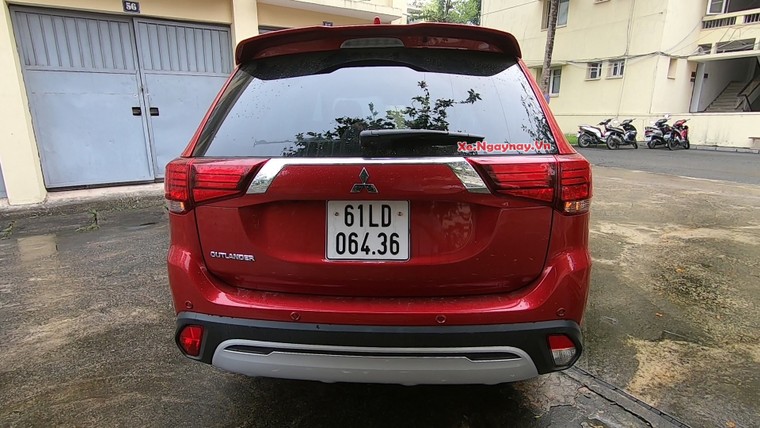 Đánh giá Mitsubishi Outlander 2020 - bản nâng cấp phù hợp cho gia đình ảnh 5