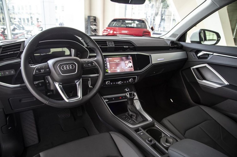 Hàng ghế trước của xe Audi Q3