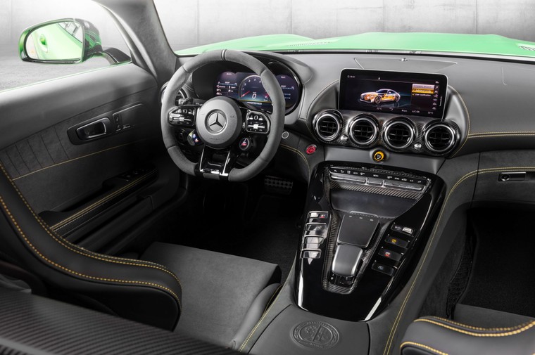 Mercedes-AMG GT R - tinh hoa của thể thao tốc độ ảnh 4