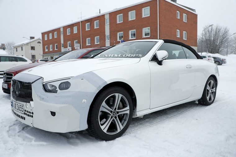 Mercedes E-Class facelifted Coupe và mui trần lộ diện ảnh 2