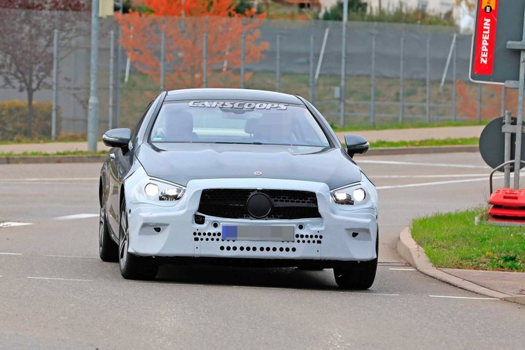 Mercedes E-Class facelifted Coupe và mui trần lộ diện ảnh 1
