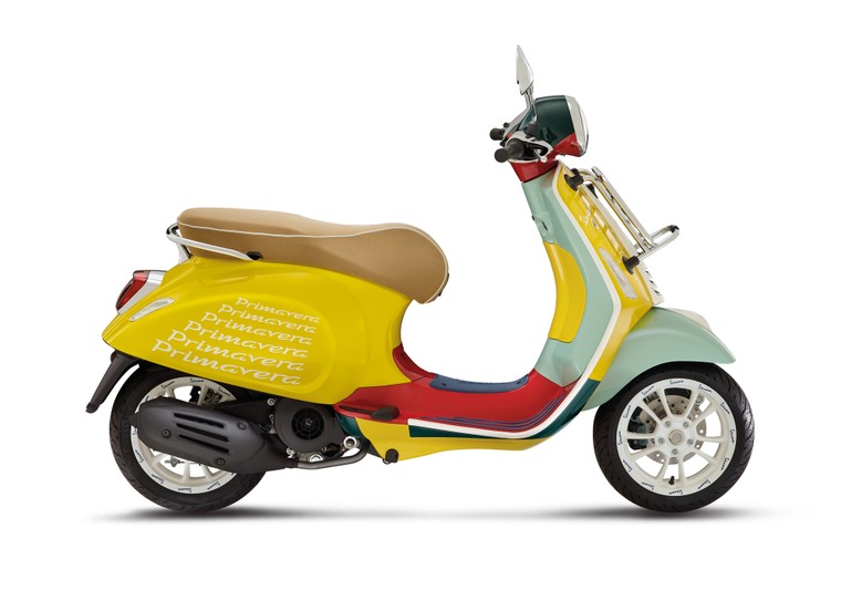 Piaggio ra mắt phiên bản đặc biệt giới hạn Vespa Primavera Sean Wotherspoon ảnh 3