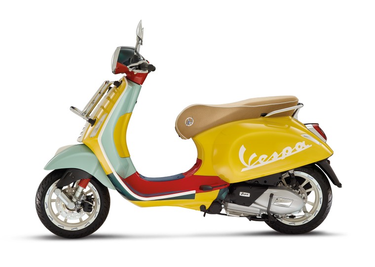 Piaggio ra mắt phiên bản đặc biệt giới hạn Vespa Primavera Sean Wotherspoon ảnh 2
