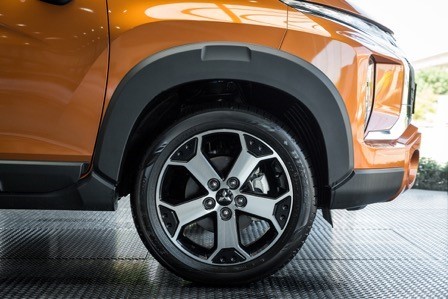 Mitsubishi Xpander Cross - MPV mang phong cách thể thao chính thức ra mắt ảnh 4