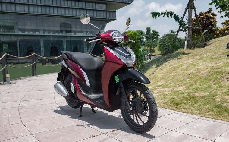 Giá bán Honda SH Mode 2021 tại các đại lý cao hơn giá niêm yết từ 7 đến 14 triệu đồng ảnh 1